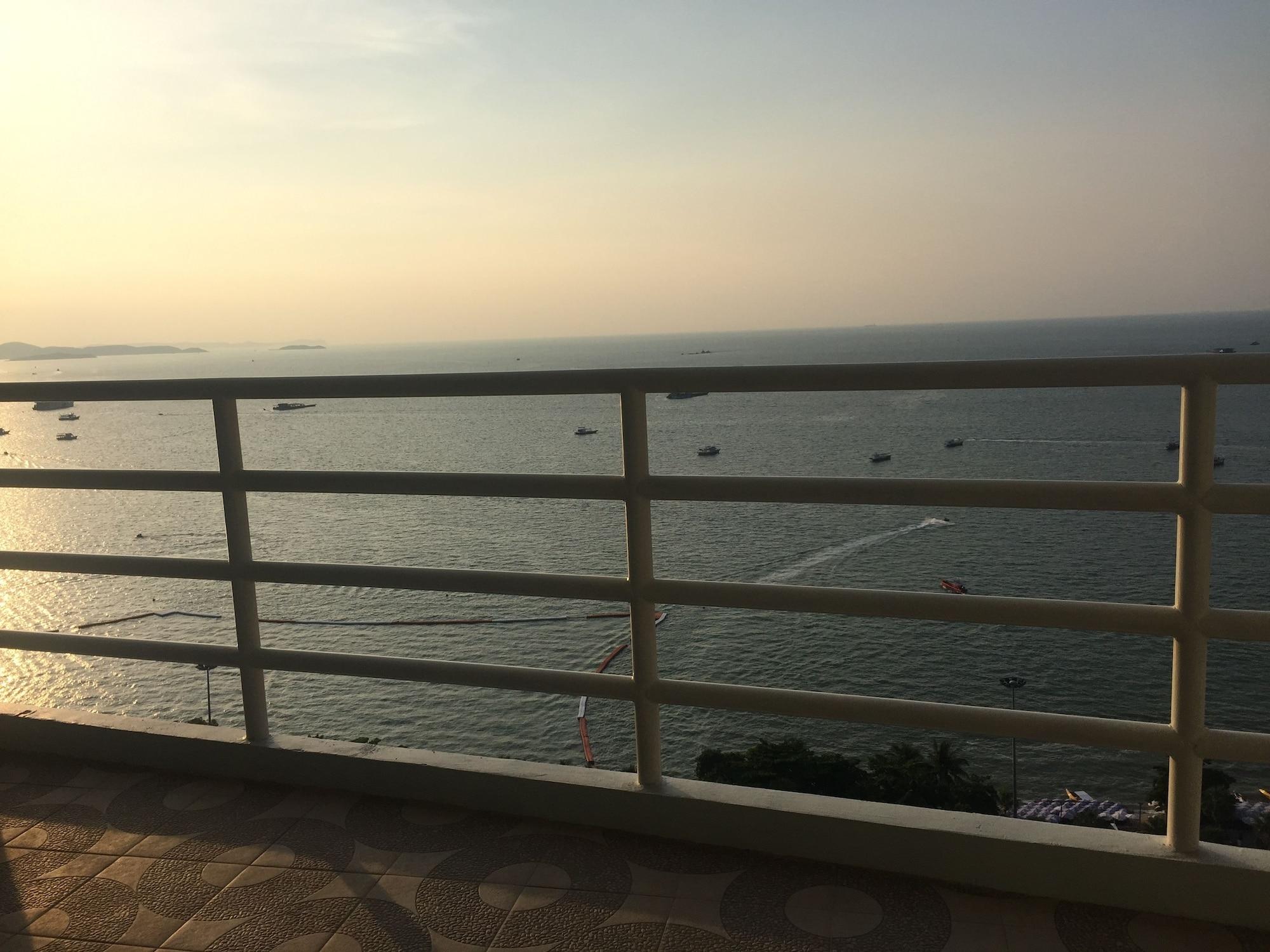 View Talay 6 Condominium By Honey Pattaya Εξωτερικό φωτογραφία